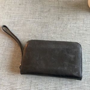 Hobo wristlet zippered wallet